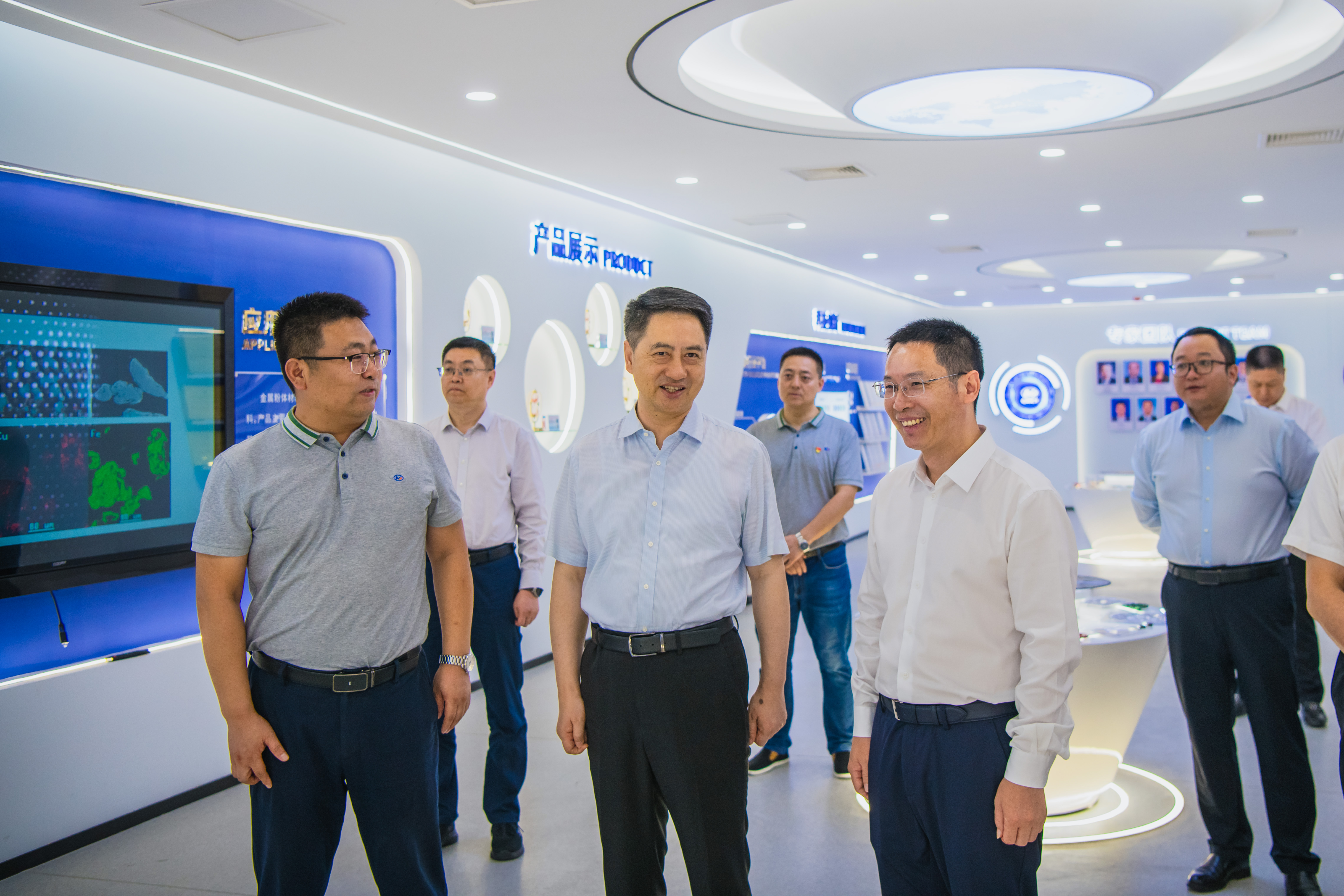 重慶市副市長鄭向東調(diào)研有研重冶